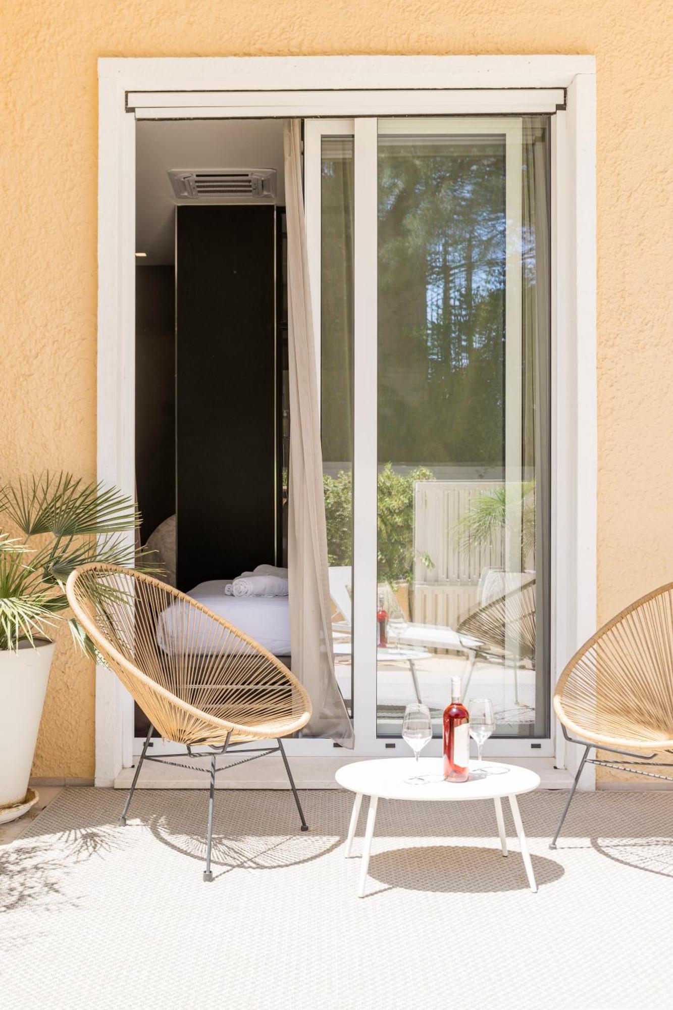 Le Palmette Suites カリアリ エクステリア 写真