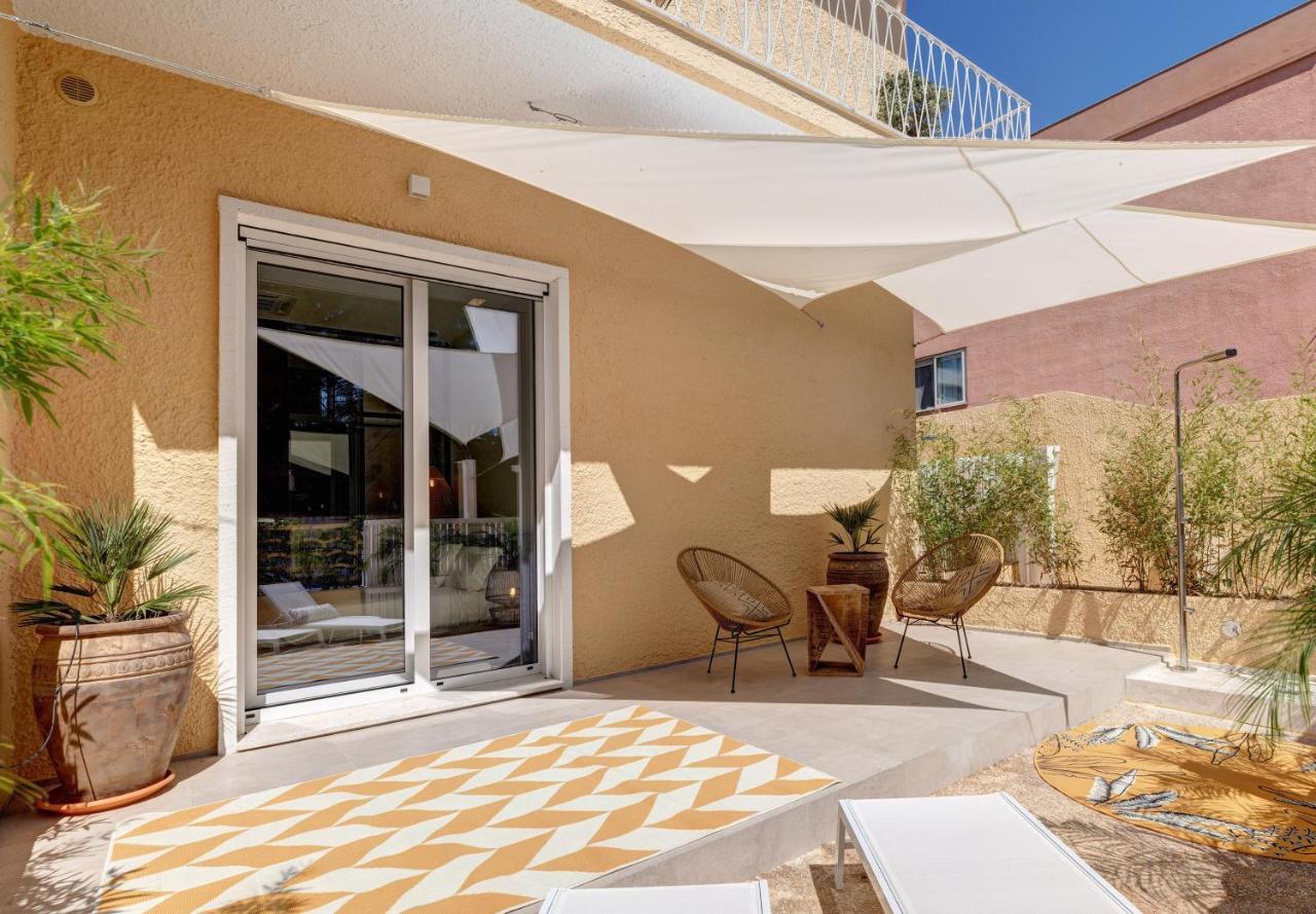 Le Palmette Suites カリアリ エクステリア 写真